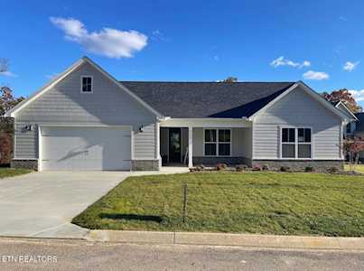 8126 Chapel Hill Ln Knoxville, TN 37938