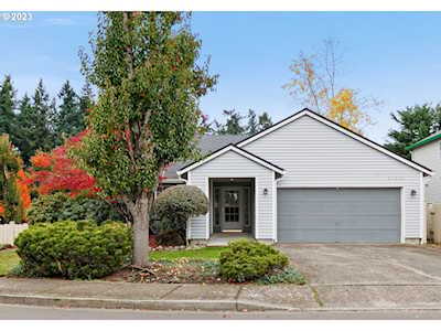 17216 SE 28th ST Vancouver, WA 98683