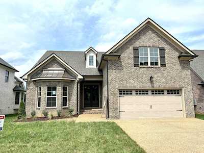 1021 Jackston Mack Way #6 Gallatin, TN 37066
