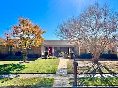 2072 Regatta Circle Virginia Beach, VA 23454