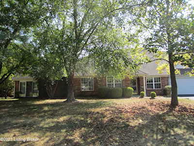 4603 Amberly Ct Louisville, KY 40241