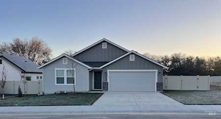 3664 S Walnut Ridge Way Nampa, ID 83687