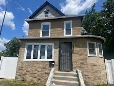 1918 Martin Luther King Jr Dr North Chicago, IL 60064