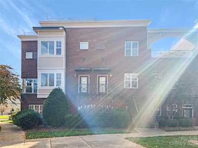 258 Harbour Place Dr Davidson, NC 28036