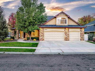 2883 S Jiovanni Pl Meridian, ID 83642-7945