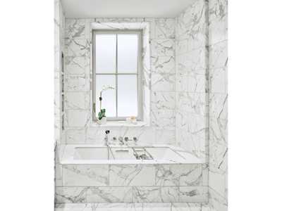 301 E 81st St #8A New York, NY 10028