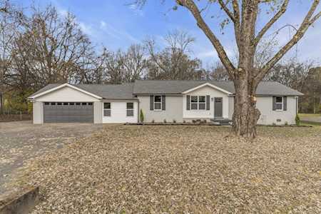1472 Valley Ridge Dr W Gallatin, TN 37066