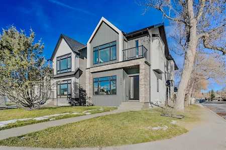 2302 25 Ave NW Calgary, AB T2M 3C3