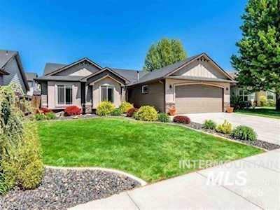 2276 E. Summer Dawn Dr. Meridian, ID 83646