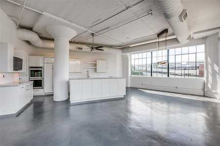 2220 Canton Street #208 Dallas, TX 75201