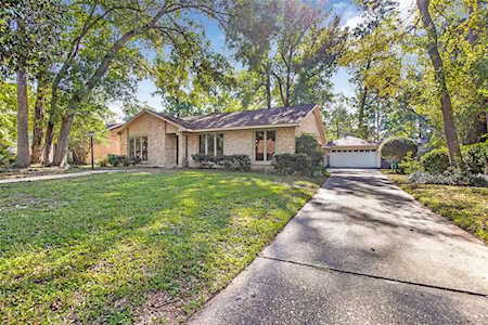 2126 Poplar Park Dr Kingwood, TX 77339