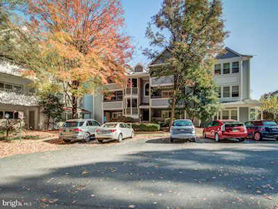 7714 Lafayette Forest Dr Annandale, VA 22003