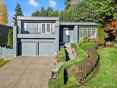 11022 NE 96th St Kirkland, WA 98033
