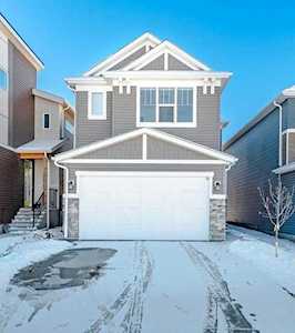 51 Herron Rise NE Calgary, AB T3P 1X9