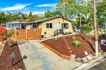 9802 Saint George Street Spring Valley, CA 91977