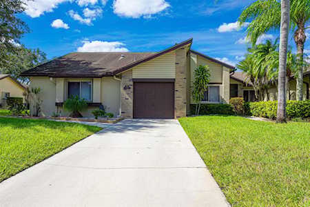 156 Ramblewood Circle Royal Palm Beach, FL 33411