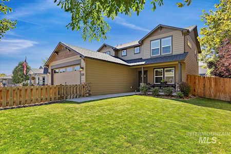 5483 N Landon Creek Place Meridian, ID 83646