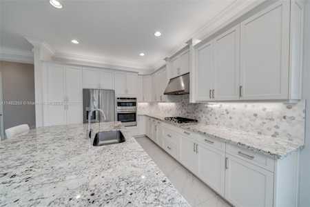 9554 Portugese Pine Grv Boynton Beach, FL 33473
