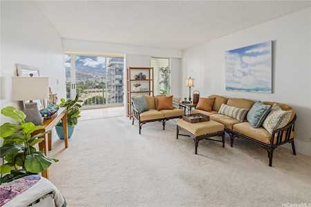 2575 Kuhio Avenue #1102 Honolulu, HI 96815