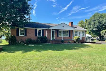 280 Fort Lewis Salem, VA 24153