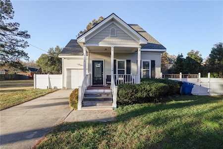 4004 Elbow Rd Virginia Beach, VA 23456