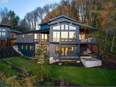 2882 NW Skyline (Private Dr) BLVD Portland, OR 97229