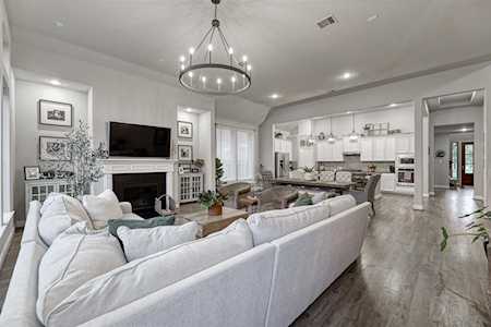 16730 Blackland Prairie Dr Cypress, TX 77433