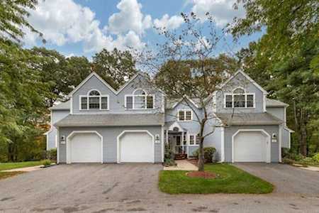 13 Arbor Ct #13 Burlington, MA 01803