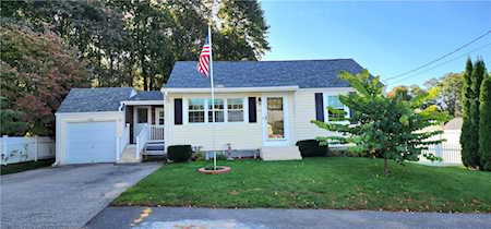 60 Notre Dame Ave Cumberland, RI 02864