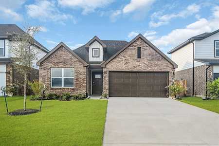 1630 Fleetwood Crossing Fresno, TX 77545