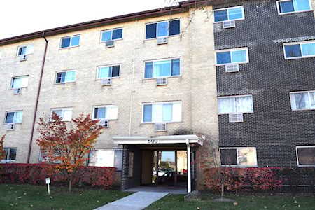 500 E Dogwood Ln #408 Mount Prospect, IL 60056