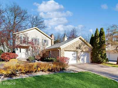 3 Court of Fox River Valley Lincolnshire, IL 60069