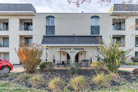 4825 Sherburn Ln #300 Louisville, KY 40207