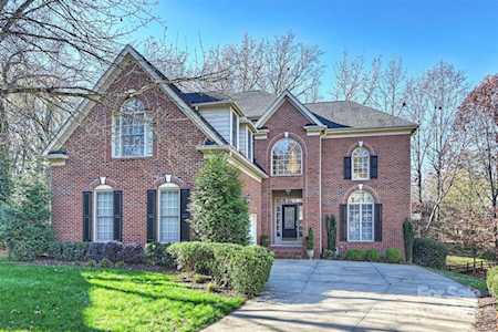 3200 Twelve Oaks Place Charlotte, NC 28270