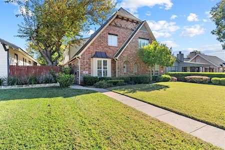 2105 Hillcrest Street Fort Worth, TX 76107
