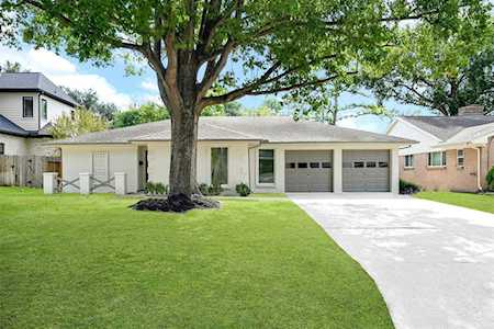 14111 Barryknoll Ln Houston, TX 77079