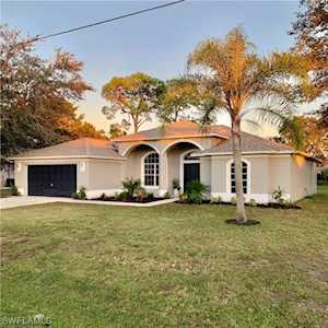 139 Zenith Circle Fort Myers, FL 33913
