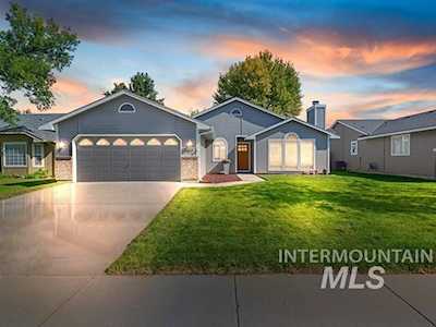 4402 S Danridge Boise, ID 83716-6628