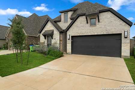 9344 Aggie Run San Antonio, TX 78254