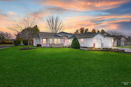 1761 E Summercove Court Meridian, ID 83646