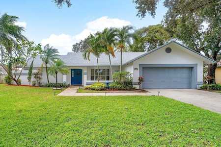 7070 SW 20th Street Plantation, FL 33317
