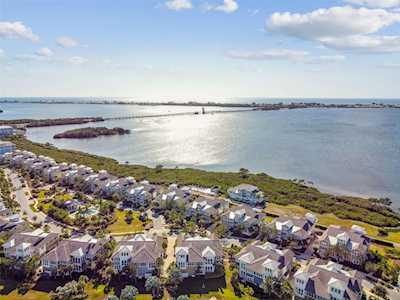 327 Compass Point Dr #202 Bradenton, FL 34209