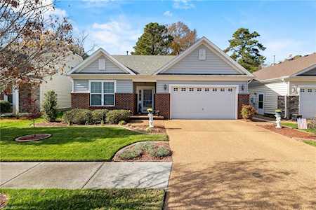 2984 Cadence Way Virginia Beach, VA 23456