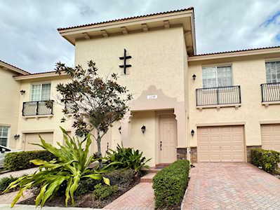 123 S Longport Circle #F Delray Beach, FL 33444