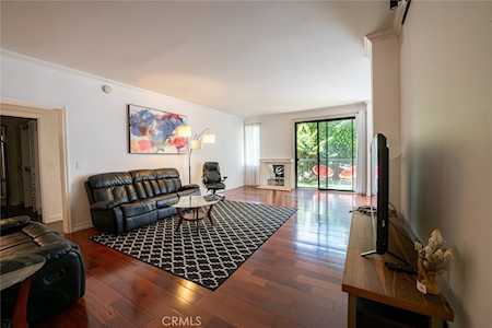 2491 Purdue Ave #120 Los Angeles, CA 90064