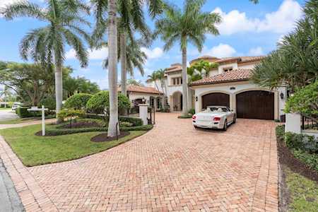 639 Middle River Dr Fort Lauderdale, FL 33304