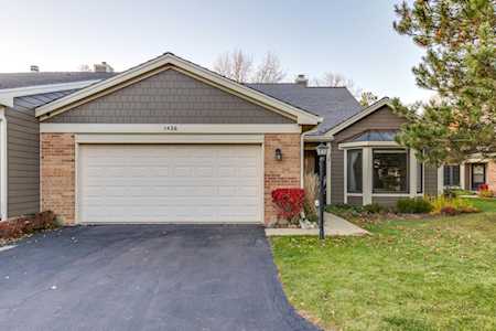 1426 James Ct #124A Libertyville, IL 60048