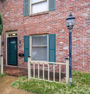 5884 Roxbury Dr Memphis, TN 38119