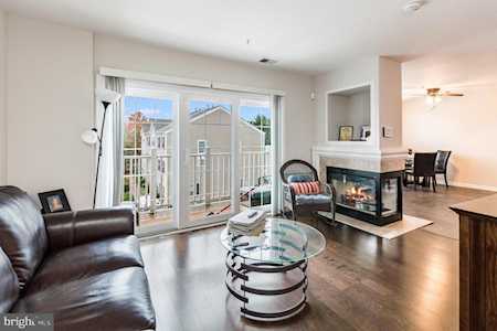 8166 Cockburn Ct #301 Lorton, VA 22079
