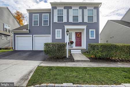 3277 Longview Rd Mechanicsburg, PA 17055